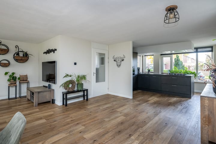 Foto 13 van Joost van den Vondellaan 54