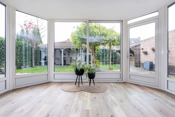 Foto 3 van Joost van den Vondellaan 54