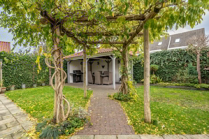 Foto 34 van Joost van den Vondellaan 54