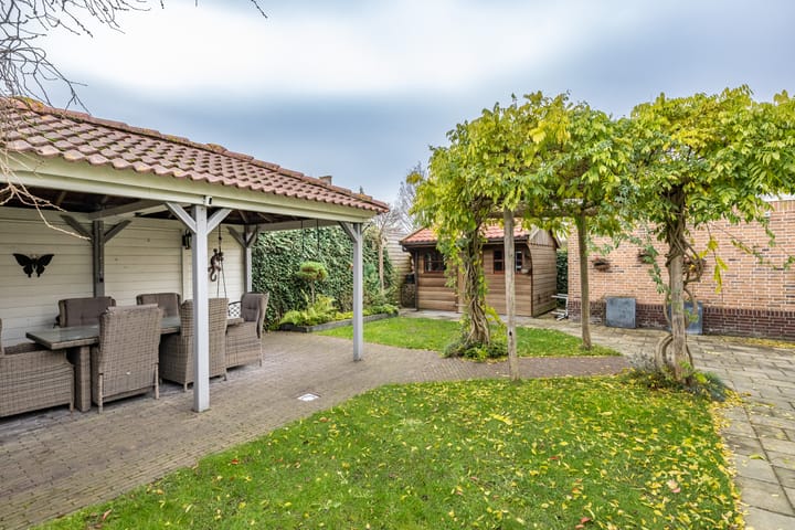 Foto 36 van Joost van den Vondellaan 54