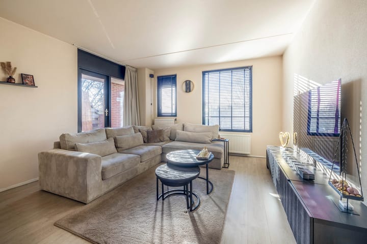 Foto 4 van Woudrichemstraat 25