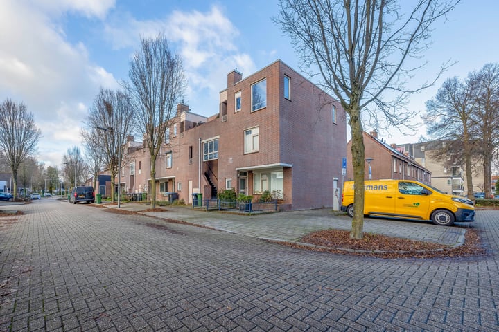 View photo 27 of Woudrichemstraat 25