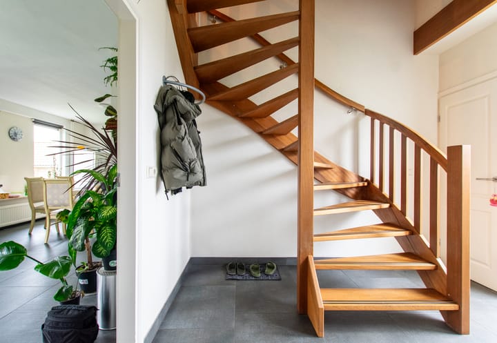 Foto 14 van Calfven 102