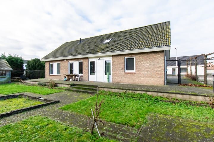 Foto 40 van Calfven 102