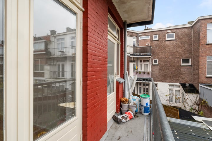 Bekijk foto 19 van Jan van Beersstraat 159