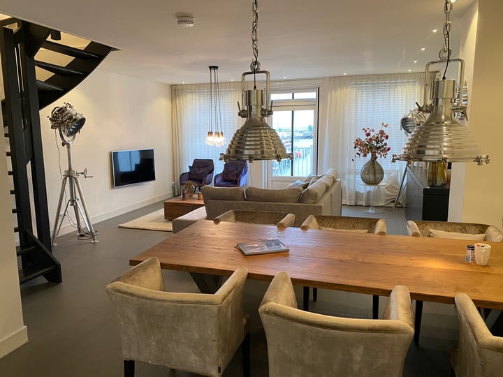 Foto 12 van Zeedijk 2-212