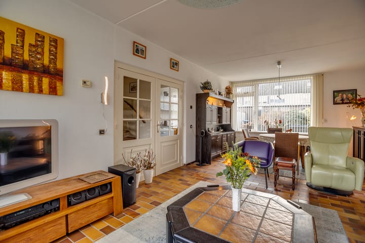 Foto 9 van van Hogendorpstraat 17