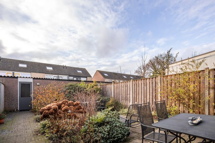 Foto 27 van van Hogendorpstraat 17