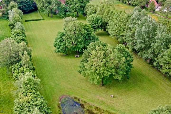 Bekijk foto 2 van Veendijk 4