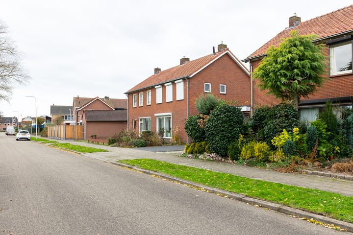 Foto 51 van Lindestraat 12