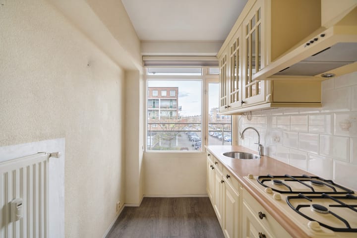 Foto 19 van van Baerlestraat 19