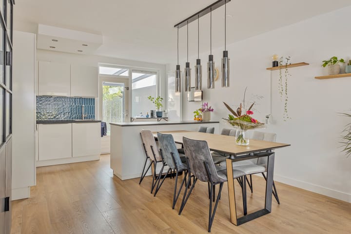 Foto 6 van Gelderse Roos 14