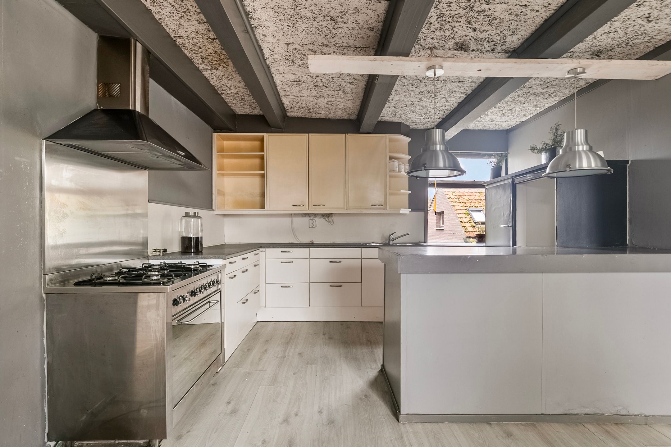 Foto 12 van Sasput 21