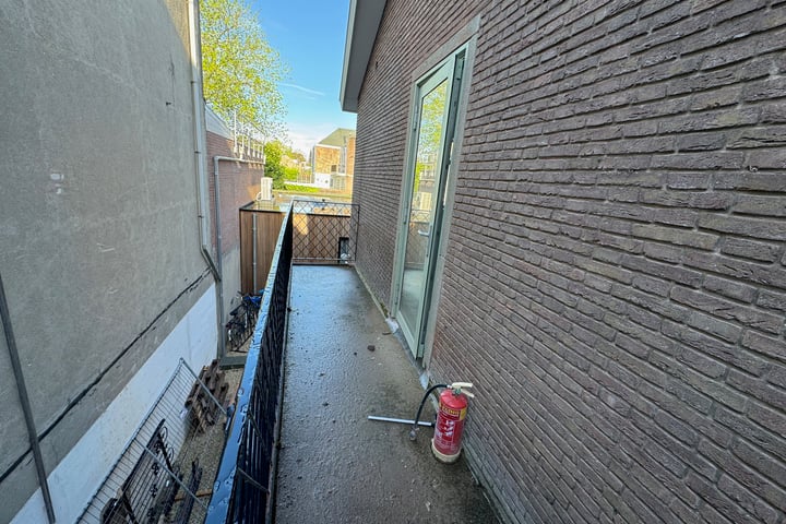 Bekijk foto 11 van Kerkstraat 2-F