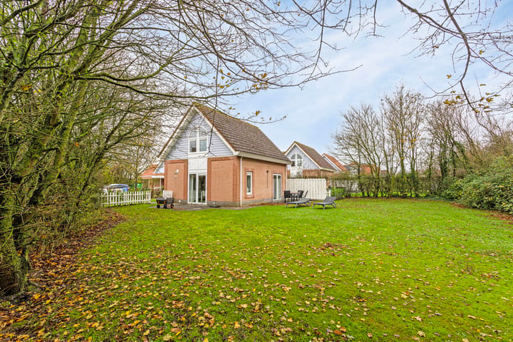 Vrijstaande woning te koop: Oosterscheldelaan 63, Kamperland