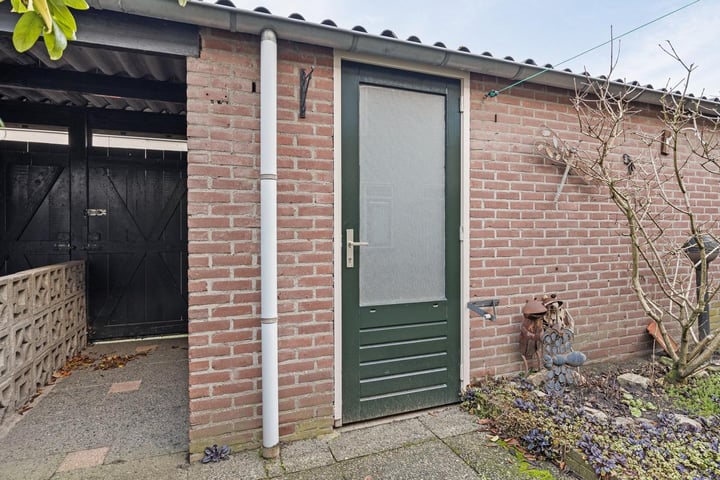 Bekijk foto 34 van Zeelsterstraat 78