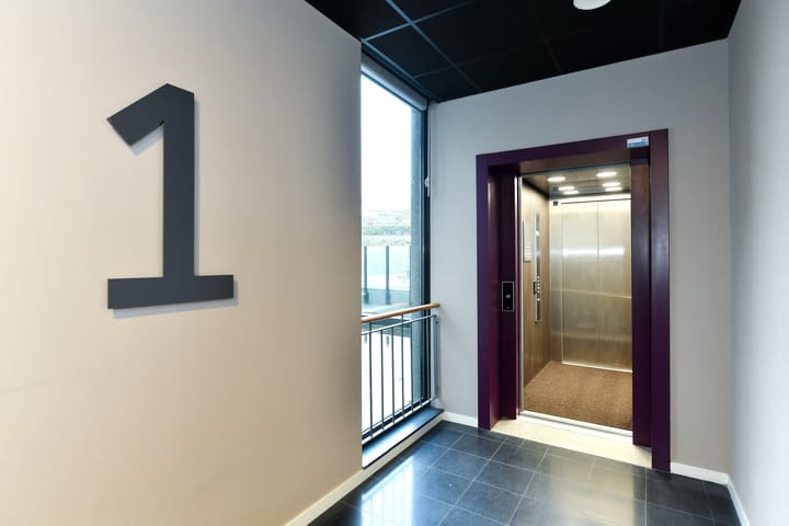 Foto 7 van Jansbuitensingel 23-12