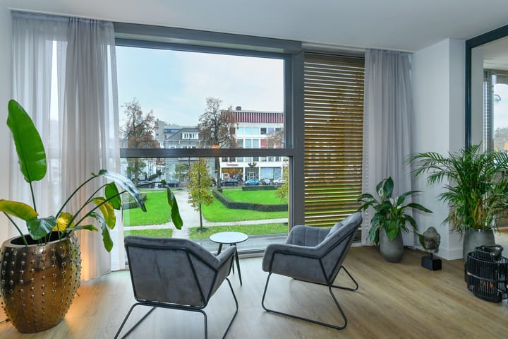 Foto 15 van Jansbuitensingel 23-12