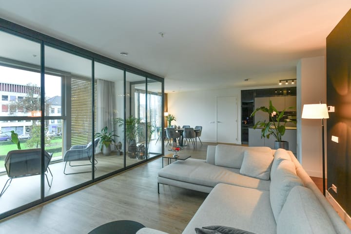 Foto 19 van Jansbuitensingel 23-12