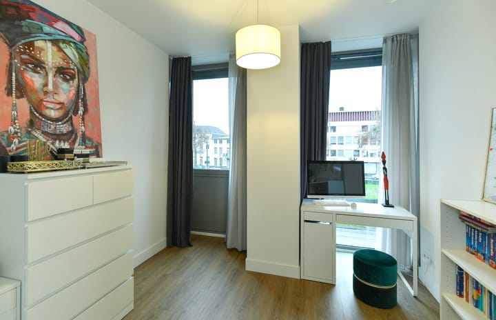 Foto 30 van Jansbuitensingel 23-12