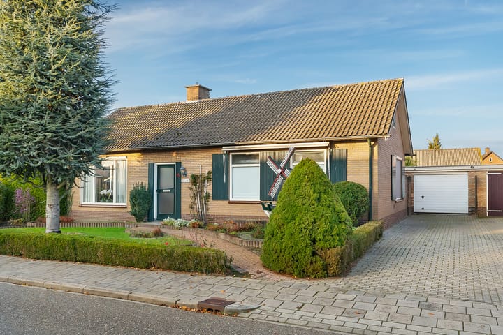 Foto 1 van Ds. A.J.W. Vogelaarstraat 15