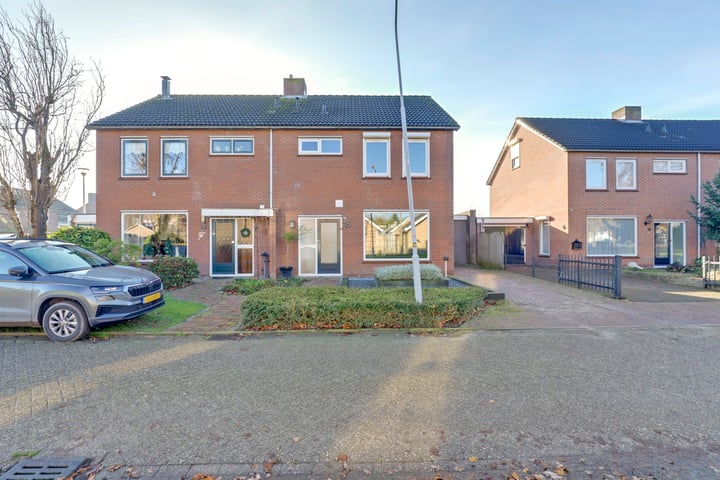 View photo 43 of Sint Annatroonstraat 35