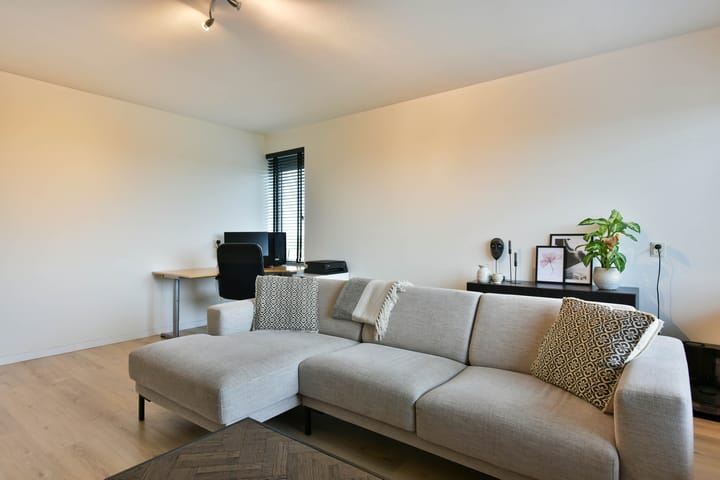 Foto 6 van Boterbloem 71