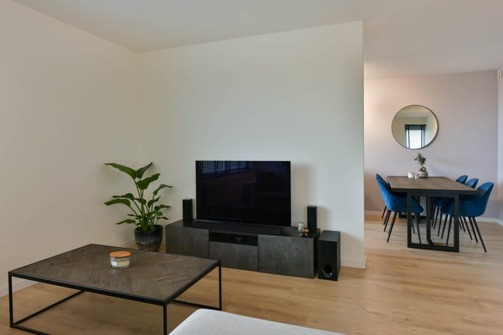 Foto 8 van Boterbloem 71