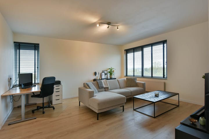 Foto 11 van Boterbloem 71