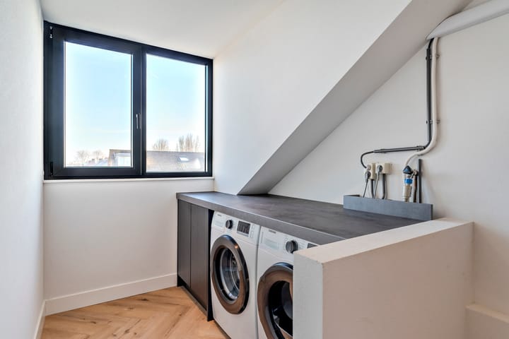 Foto 42 van De Pulserstraat 8