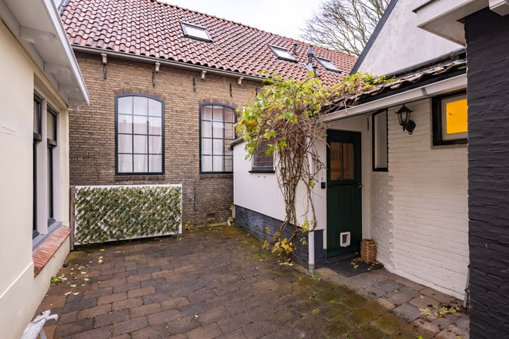 View photo 37 of Kerkstraat 47