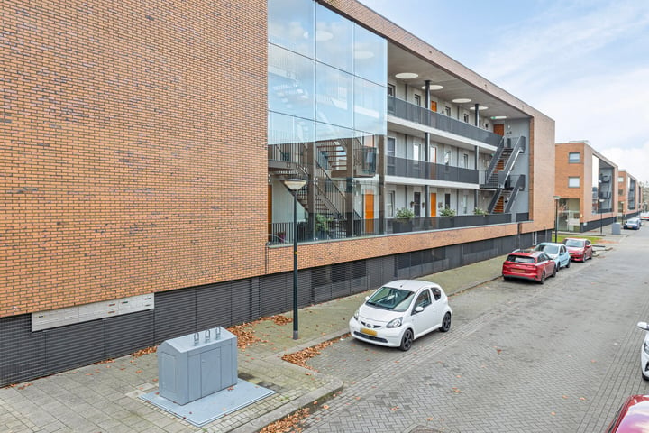 Bekijk foto 30 van Normastraat 197