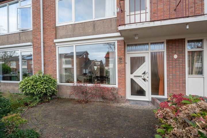 Bekijk foto 3 van Van Lennepstraat 24