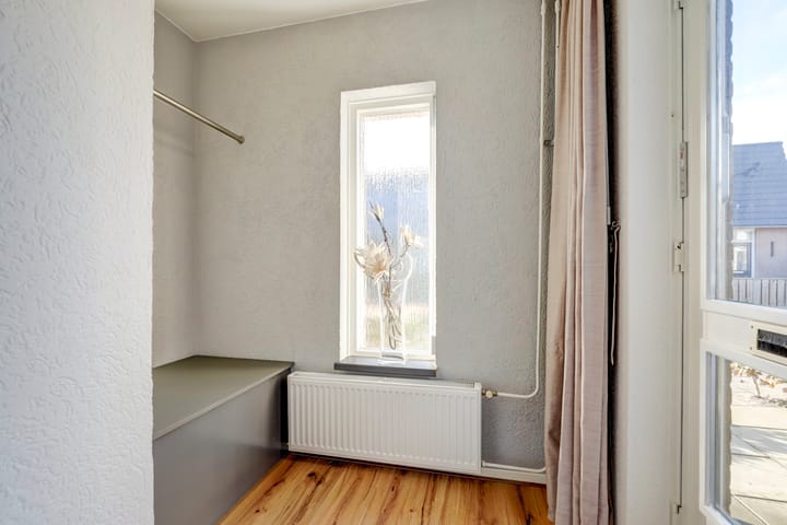 Foto 4 van van Linschotenstraat 85