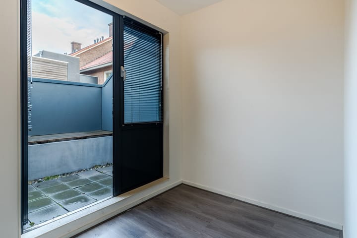 Foto 12 van Wilhelminastraat 10-H