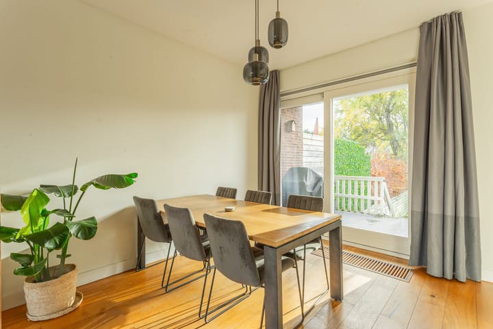 Foto 14 van Haagweg 145