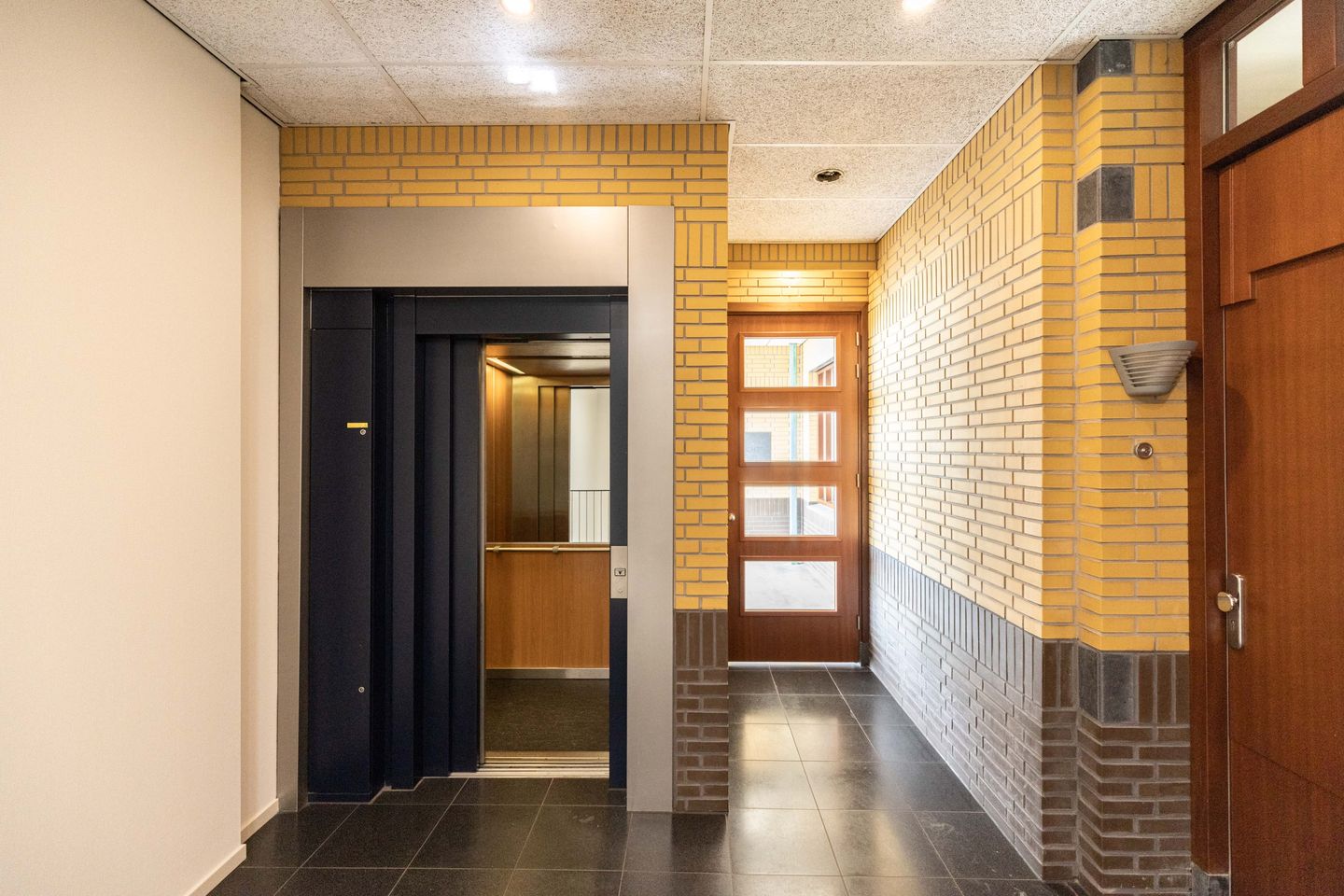 Photo 5 of Freericksplaats 83