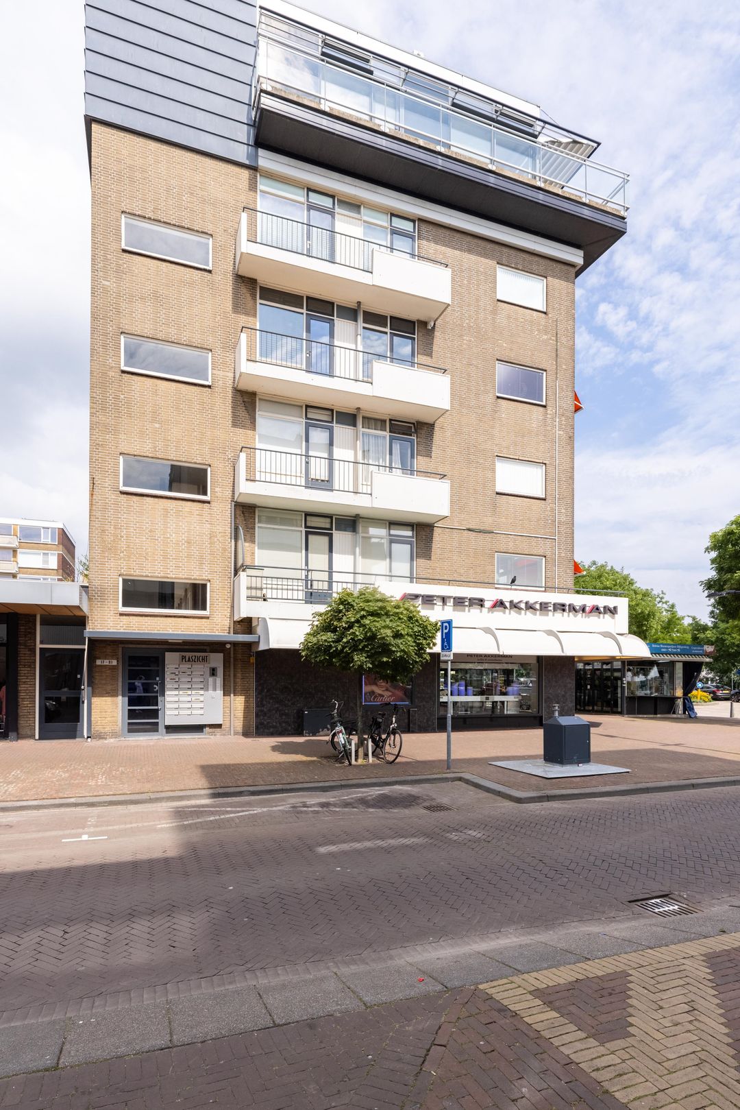 Photo 38 of Freericksplaats 83