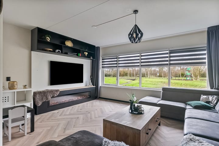 Foto 6 van Pinksterbloemstraat 45