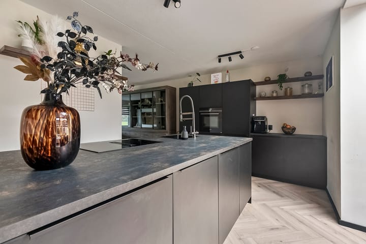 Foto 10 van Pinksterbloemstraat 45