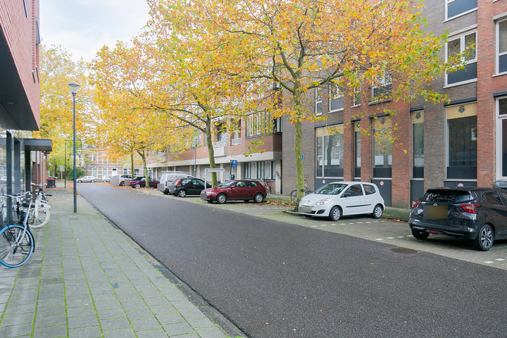 View photo 23 of Baljéestraat 28