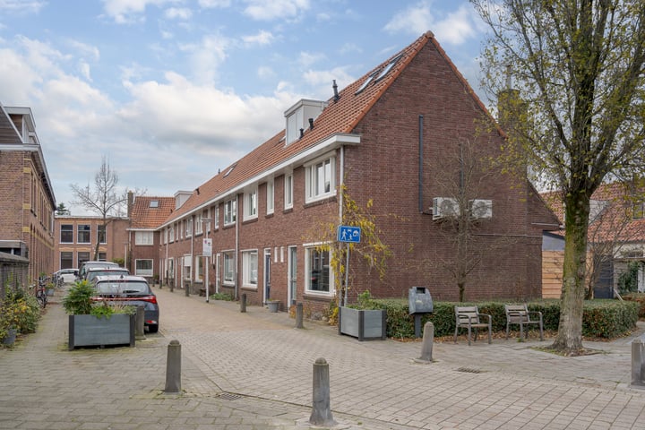 Bekijk foto 47 van Lindestraat 12