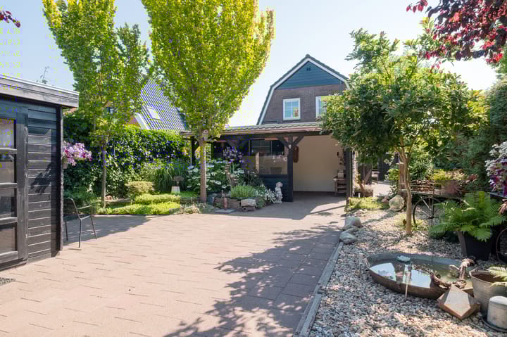 Koopwoningen - huizen te koop in [Funda]