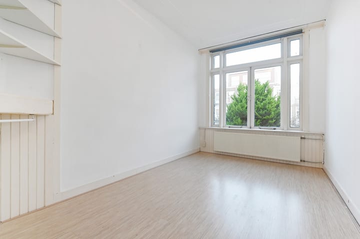 Photo 9 of Usselincxstraat 4