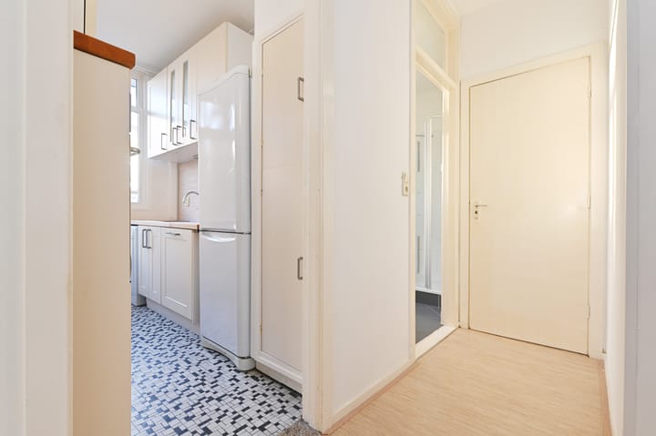 Photo 12 of Usselincxstraat 4