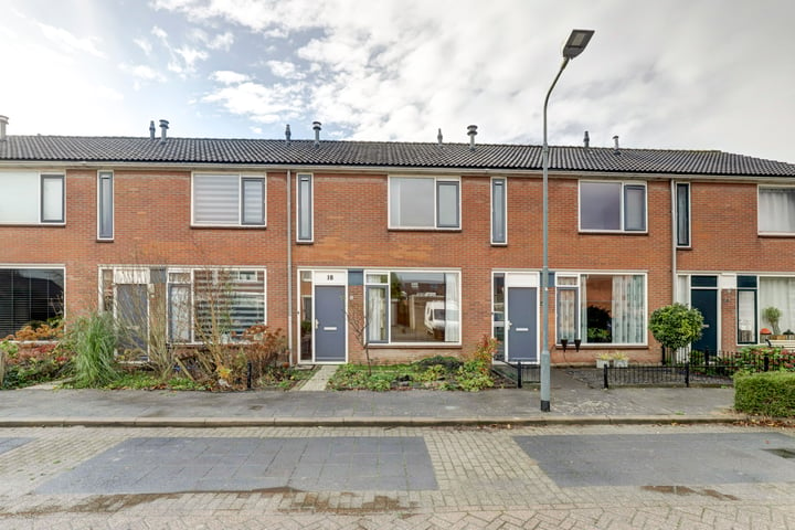 Bekijk foto 31 van De Wolfstraat 18