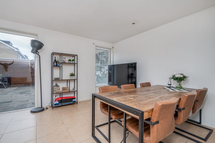 Foto 14 van Merellaan 111