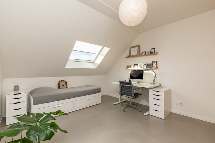 Foto 5 van Robert Hofstadterstraat 12