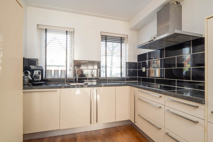 Foto 3 van Cairostraat 12