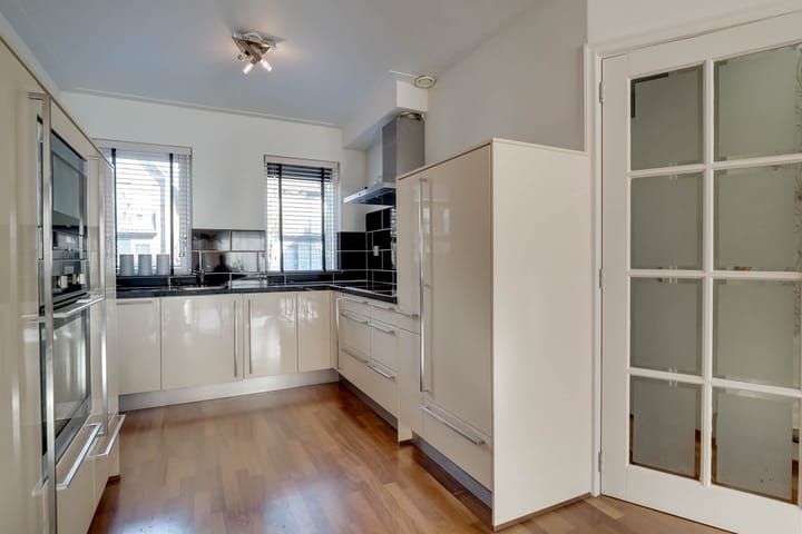 Foto 9 van Cairostraat 12